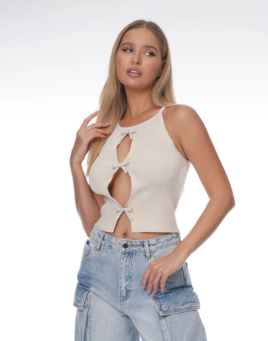 Avery Bow Top